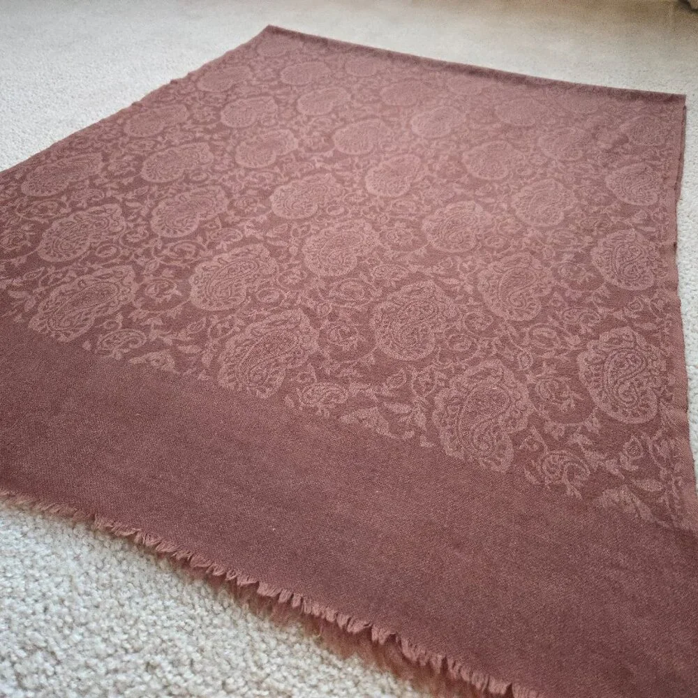 NWOT Cashmere Jacquard Lightweight Scarf Milk Chocolate